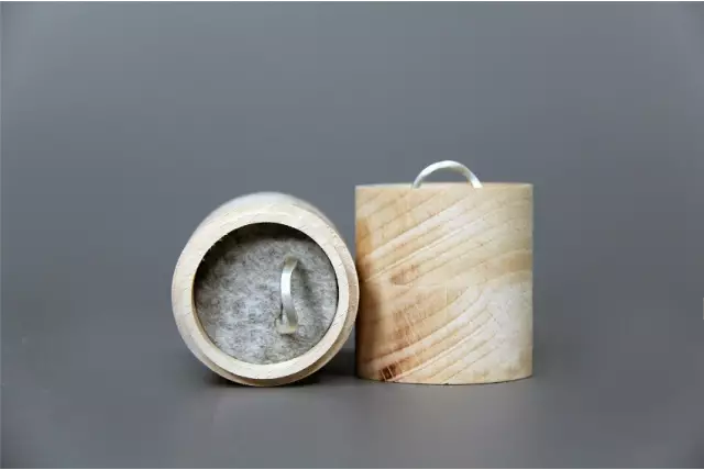 極簡首飾盒設計-廣州駿業(yè)包裝實業(yè)有限公司 極簡首飾盒設計