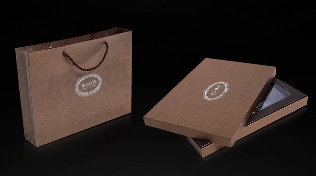 衣服紙盒包裝之終端包裝-廣州駿業(yè)包裝實(shí)業(yè)有限公司 衣服紙盒包裝之終端包裝