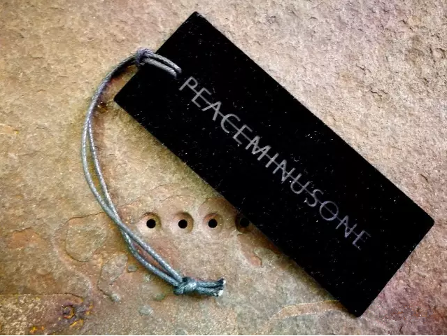 服裝吊牌生產廠家-廣州駿業包裝實業有限公司 服裝吊牌生產廠家