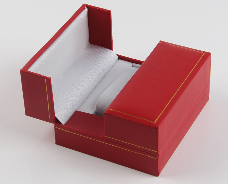 你的盒子油墨脫粉？看看手表包裝盒生產廠家是怎么解決的吧