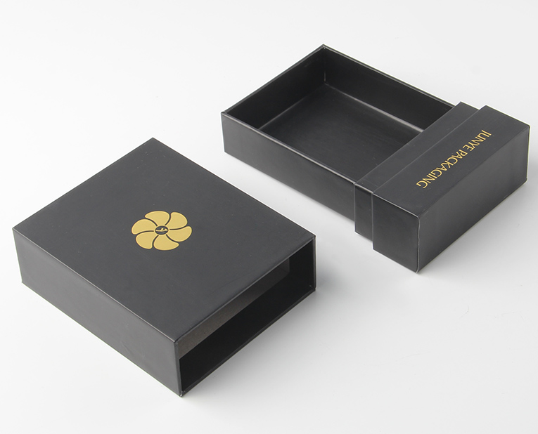 保健品精裝盒早前在定做的時候由于環保問題盛行UV的原因 保健品精裝盒早前在定做的時候由于環保問題盛行UV的原因