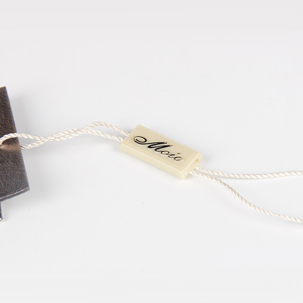 在電子產(chǎn)品的掛牌定制過程中，每一步都需要溝通恰當(dāng)